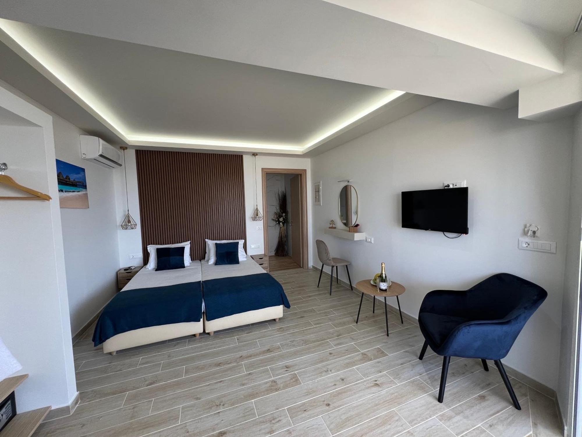 Sea View Apts & Suites By Pachiplex Malia Dış mekan fotoğraf